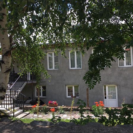 Cherry Hotell Kazbegi Eksteriør bilde